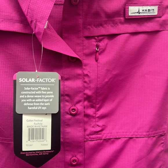 NWT Habit Valley Trail Short Sleeve, Festival Fuchsia, Small, UPF 40+ Protection - Picture 4 of 5